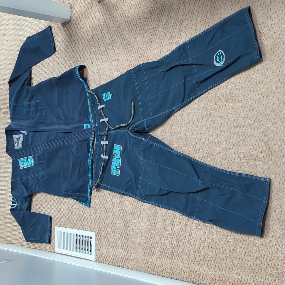Fuji Submit Everyone BJJ Gi